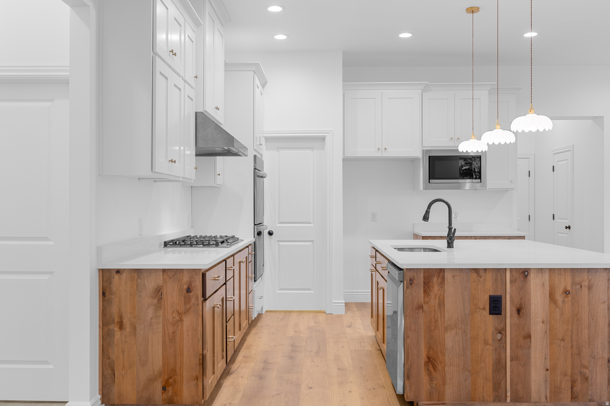 OAKRIDGE COVE - Residential