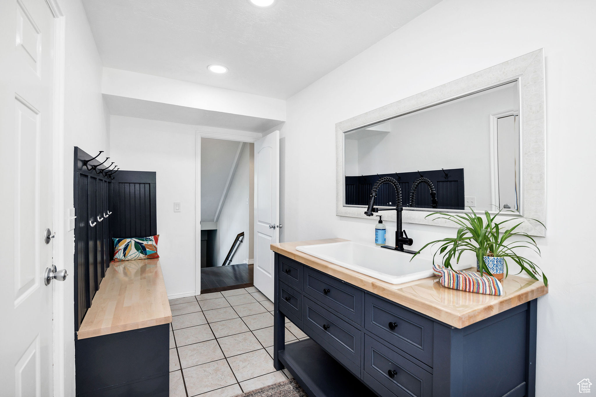 FRUITLAND ACRES - Residential
