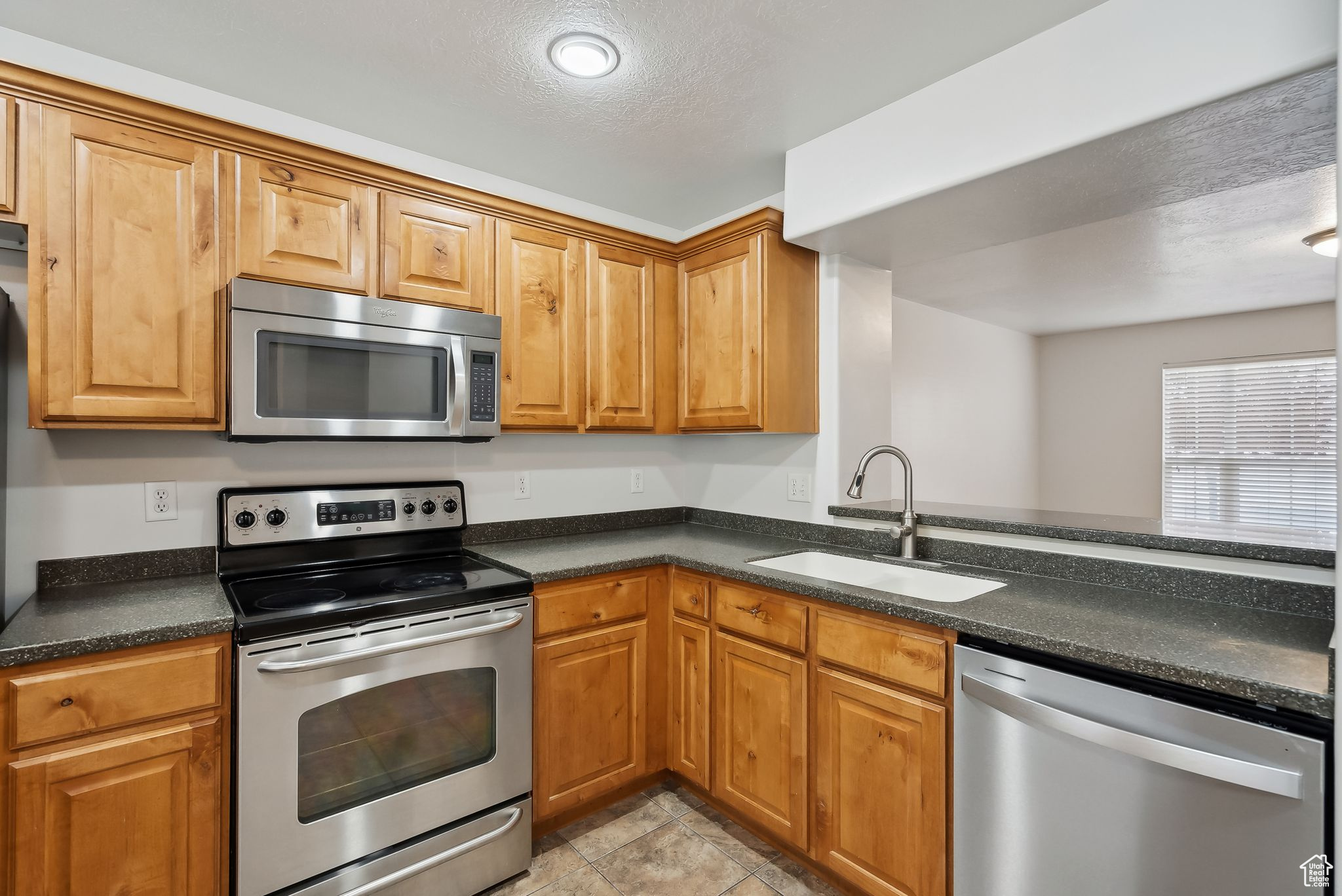 4758 S Balvenie Pl, Murray, Utah image 12