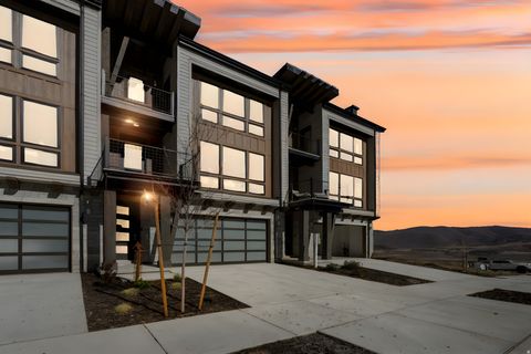 Tiny photo for 2022 W PINNACLE LN, Heber City, UT 84032 (MLS # 2126856)