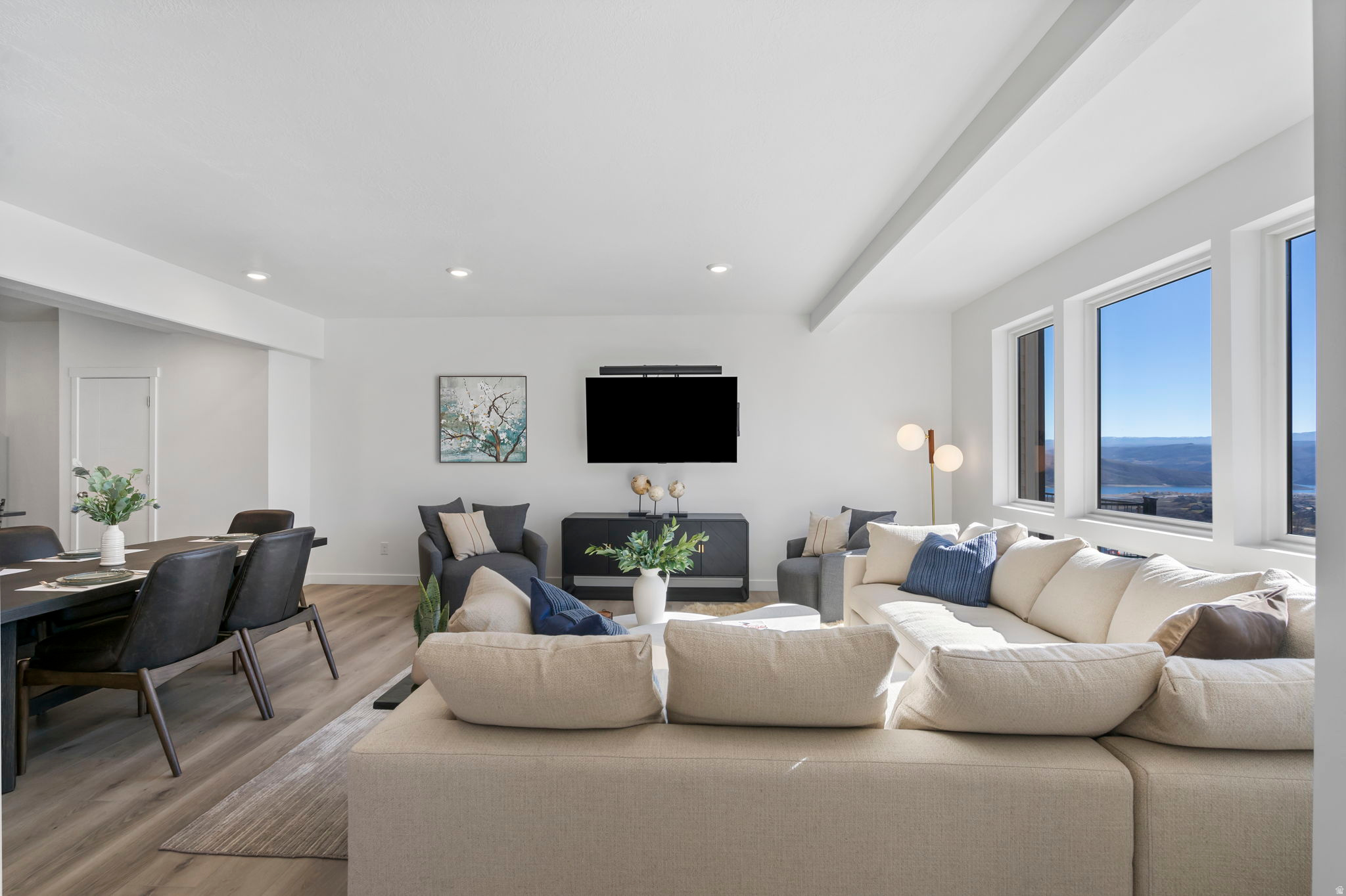 THE POINTE - Residential