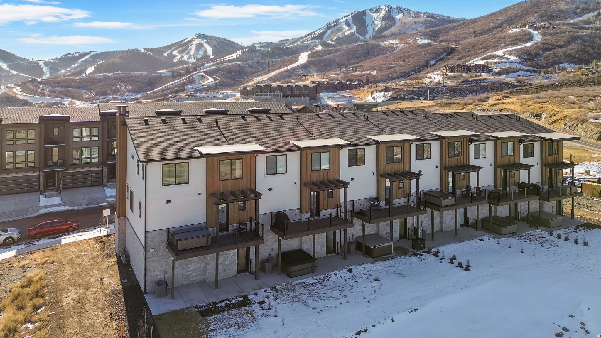 THE POINTE - Residential