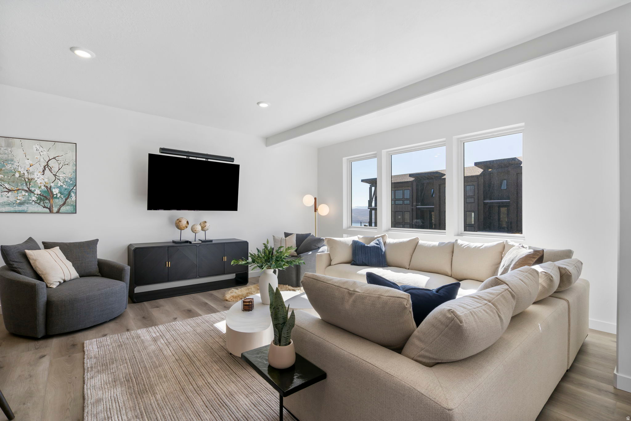 THE POINTE - Residential