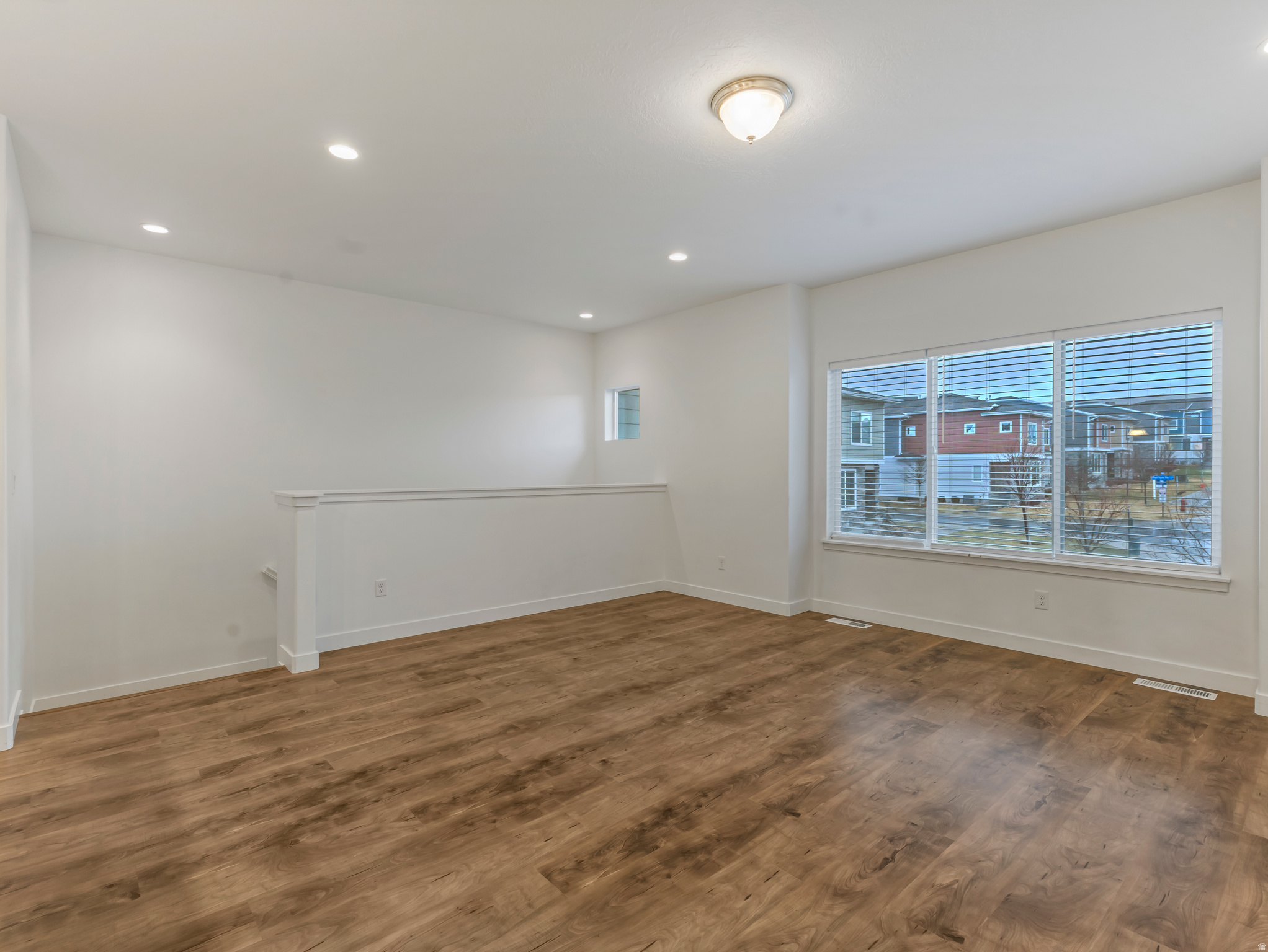 COLBALT VILLAGE - Residential