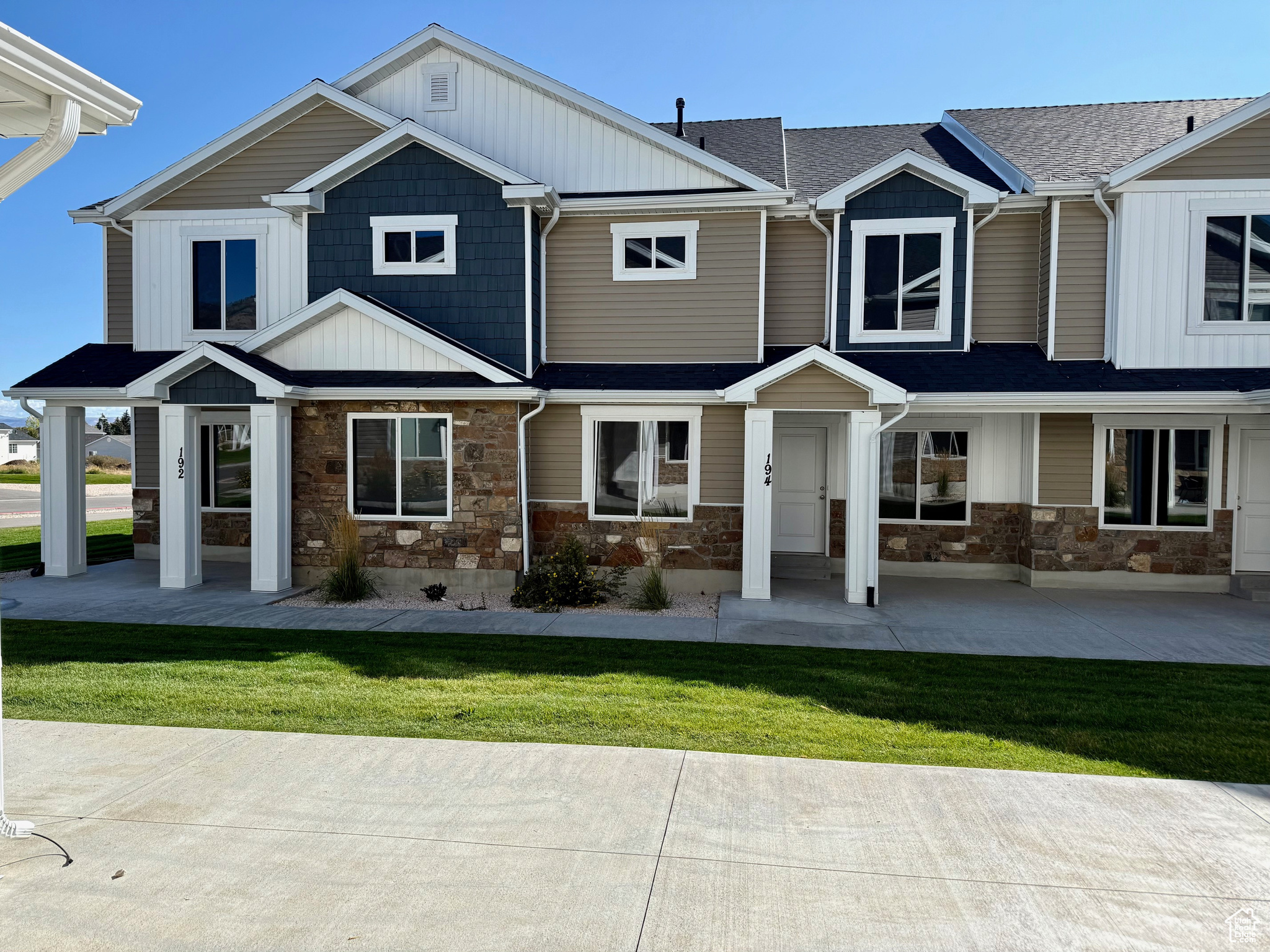 Located in the heart of Garden City in beautiful Bear Lake! Walking distance to shops and restaurants. Nightly rentals allowed. City Pickleball courts across the street from the subdivision, access to bike path, approx. 15 min to Beaver Mtn Ski Resort. Enjoy Bear Lake year round! Don't hesitate getting your Bear Lake get-away! Call today! Square footage figures are provided as a courtesy estimate only and were obtained from building plans. Buyer is advised to obtain an independent measurement.