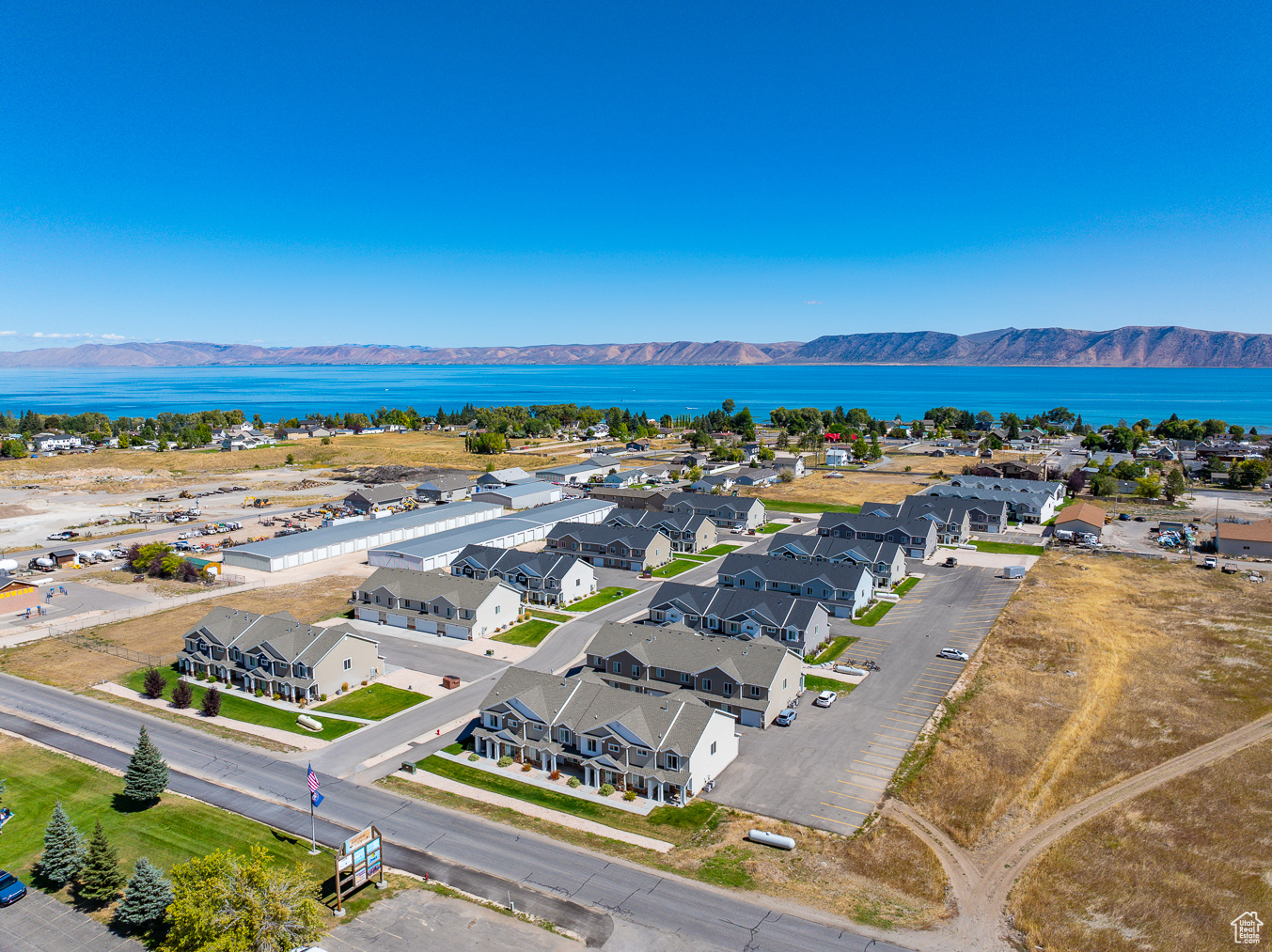 BEAR LAKE ESCAPE - Residential