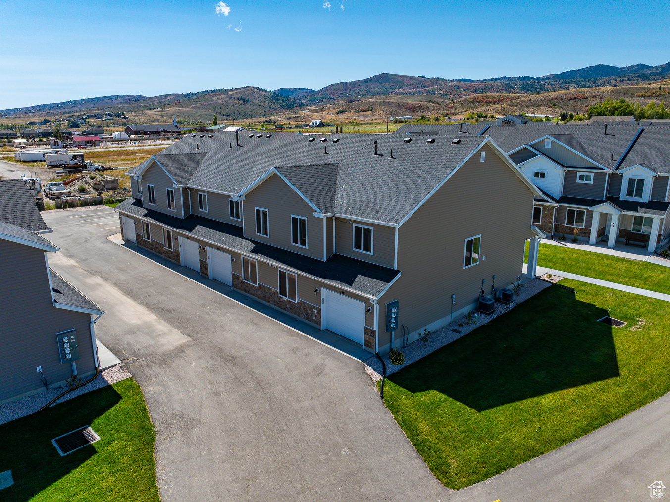 BEAR LAKE ESCAPE - Residential
