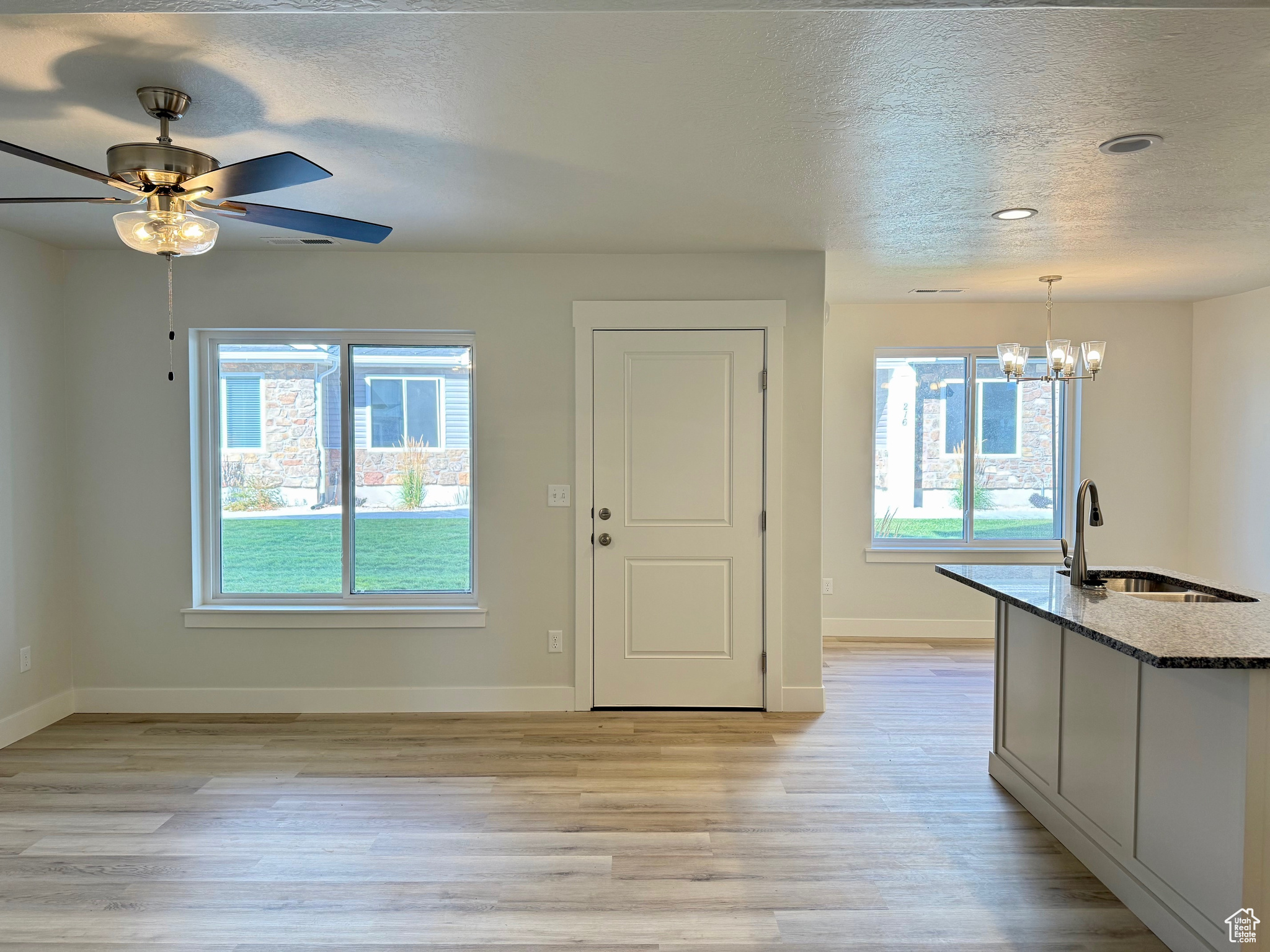 BEAR LAKE ESCAPE - Residential