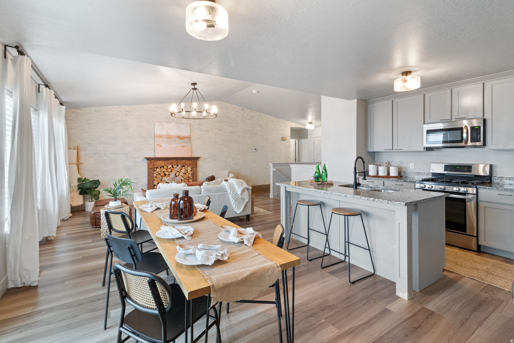 DESERET HIGHLANDS SUBDIVISION - Residential