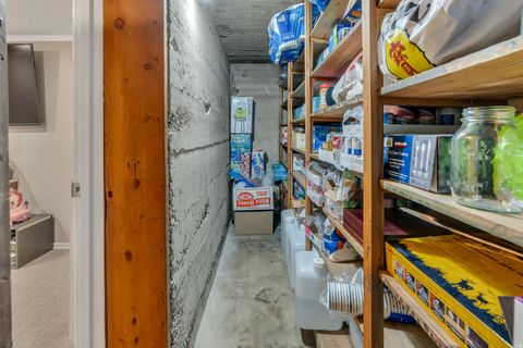 Tiny photo for 93 W 800 N, Bountiful, UT 84010 (MLS # 2132522)