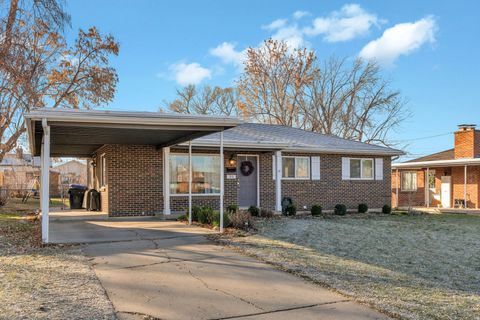 Tiny photo for 93 W 800 N, Bountiful, UT 84010 (MLS # 2132522)