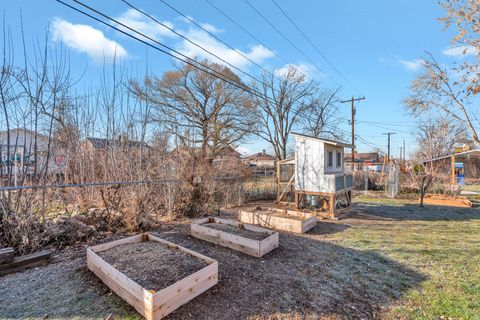 Tiny photo for 93 W 800 N, Bountiful, UT 84010 (MLS # 2132522)