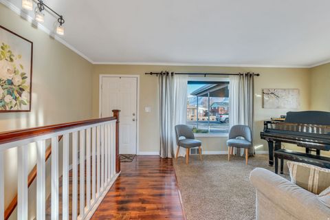 Tiny photo for 93 W 800 N, Bountiful, UT 84010 (MLS # 2132522)