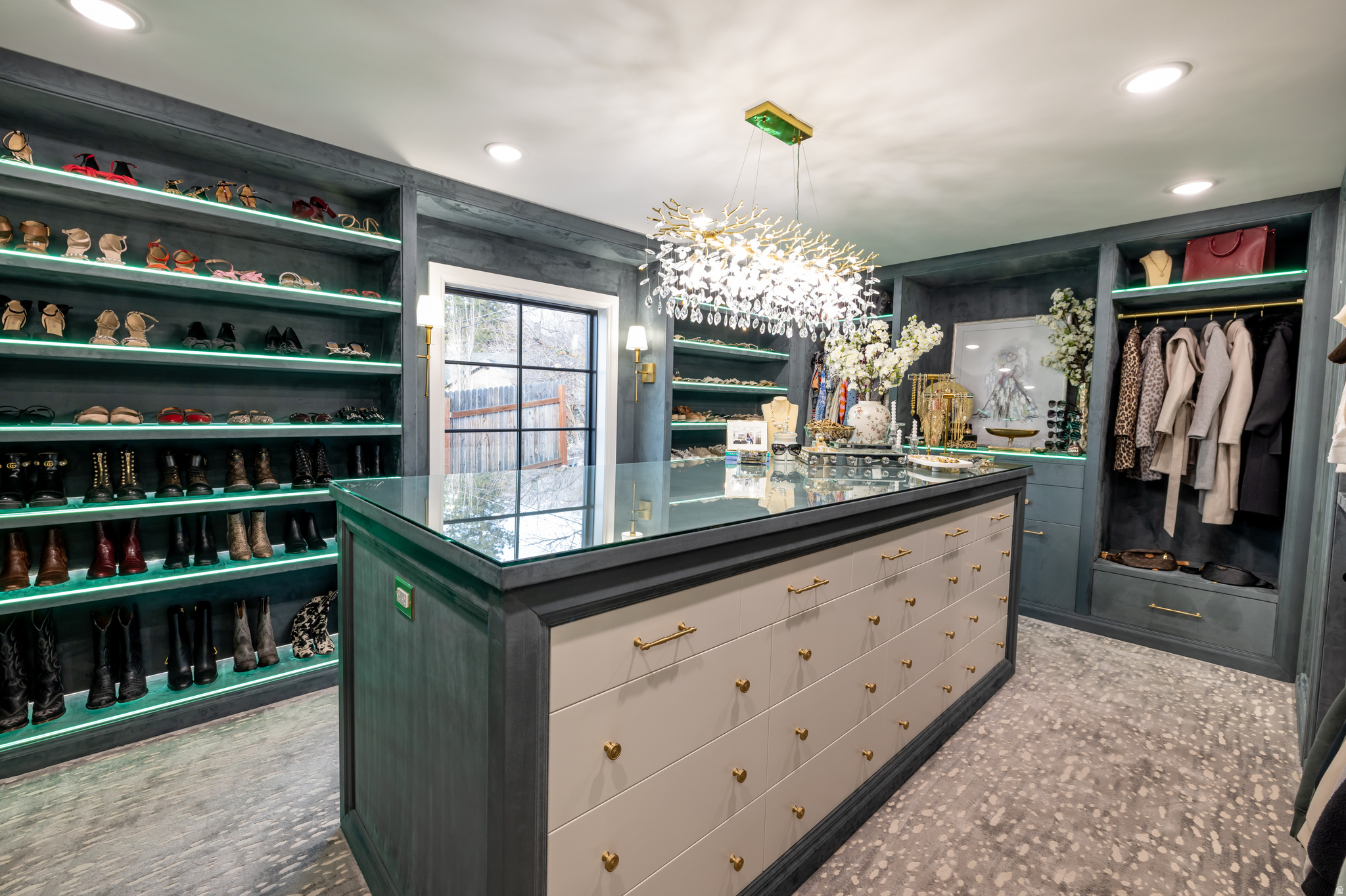 OAKCLIFF PARK NO 6 - Residential