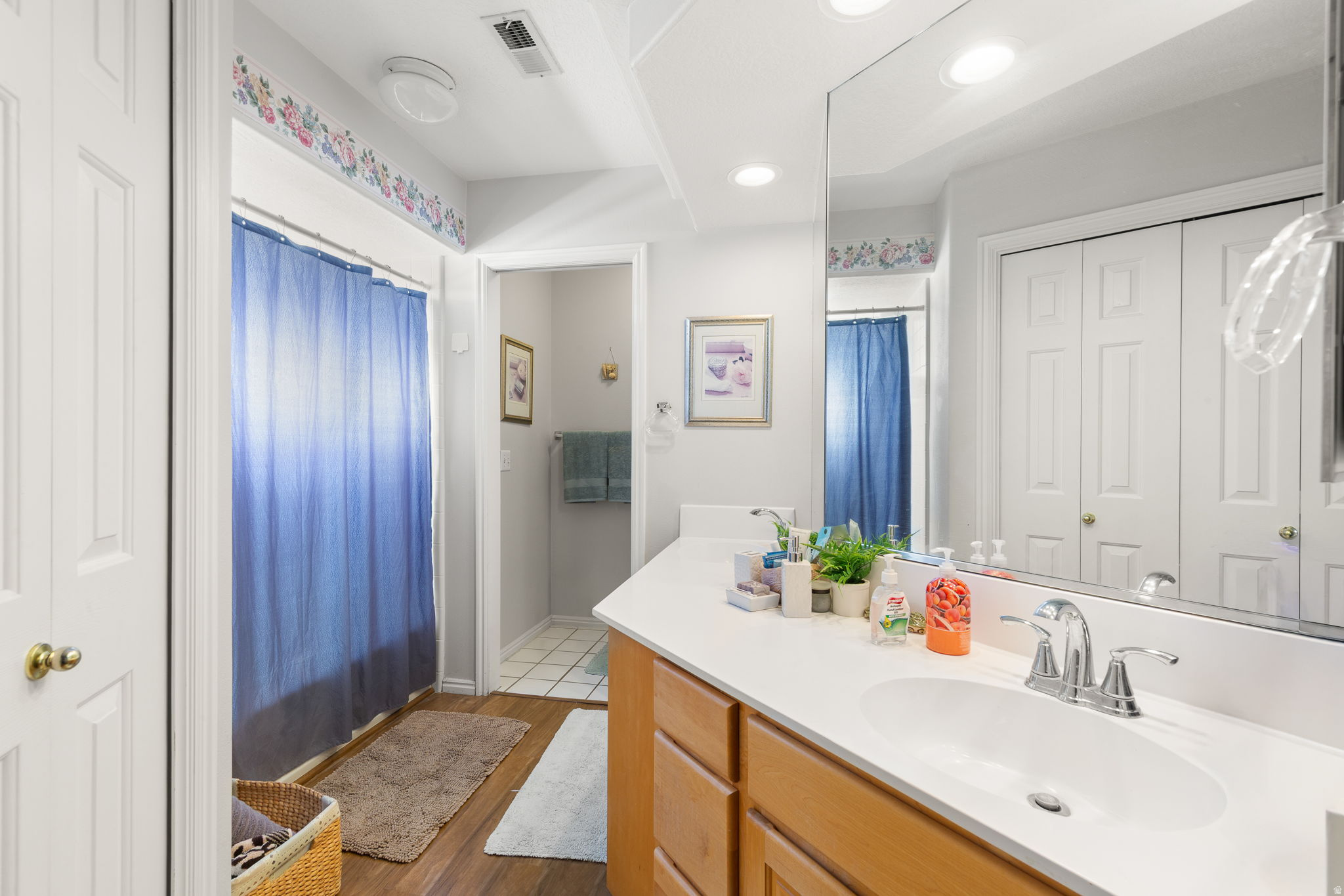 VISTA DEL SOL TH 2 - Residential