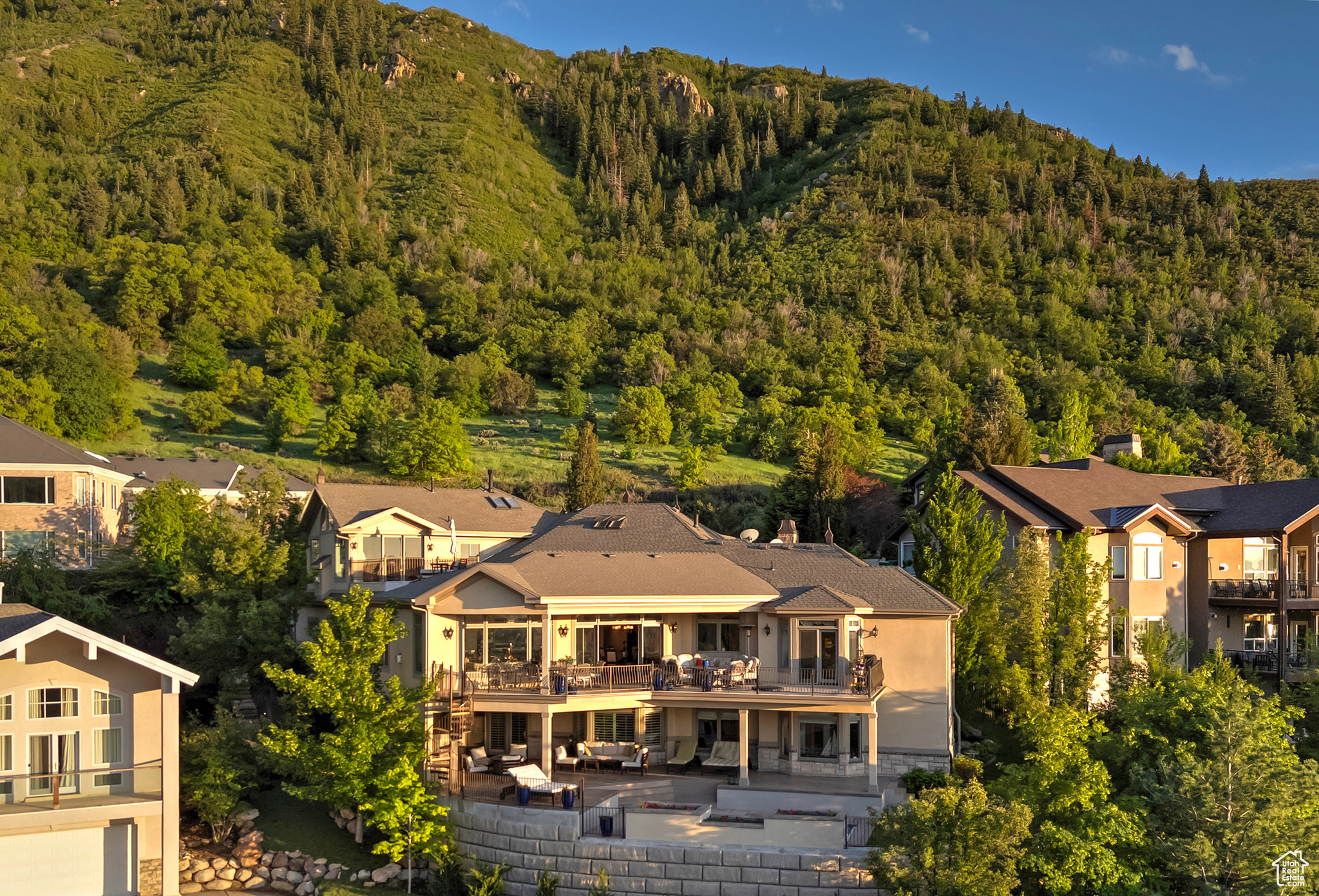 Sandy, Utah 84092, United States, 5 Bedrooms Bedrooms, ,4 BathroomsBathrooms,Residential,Active,136973