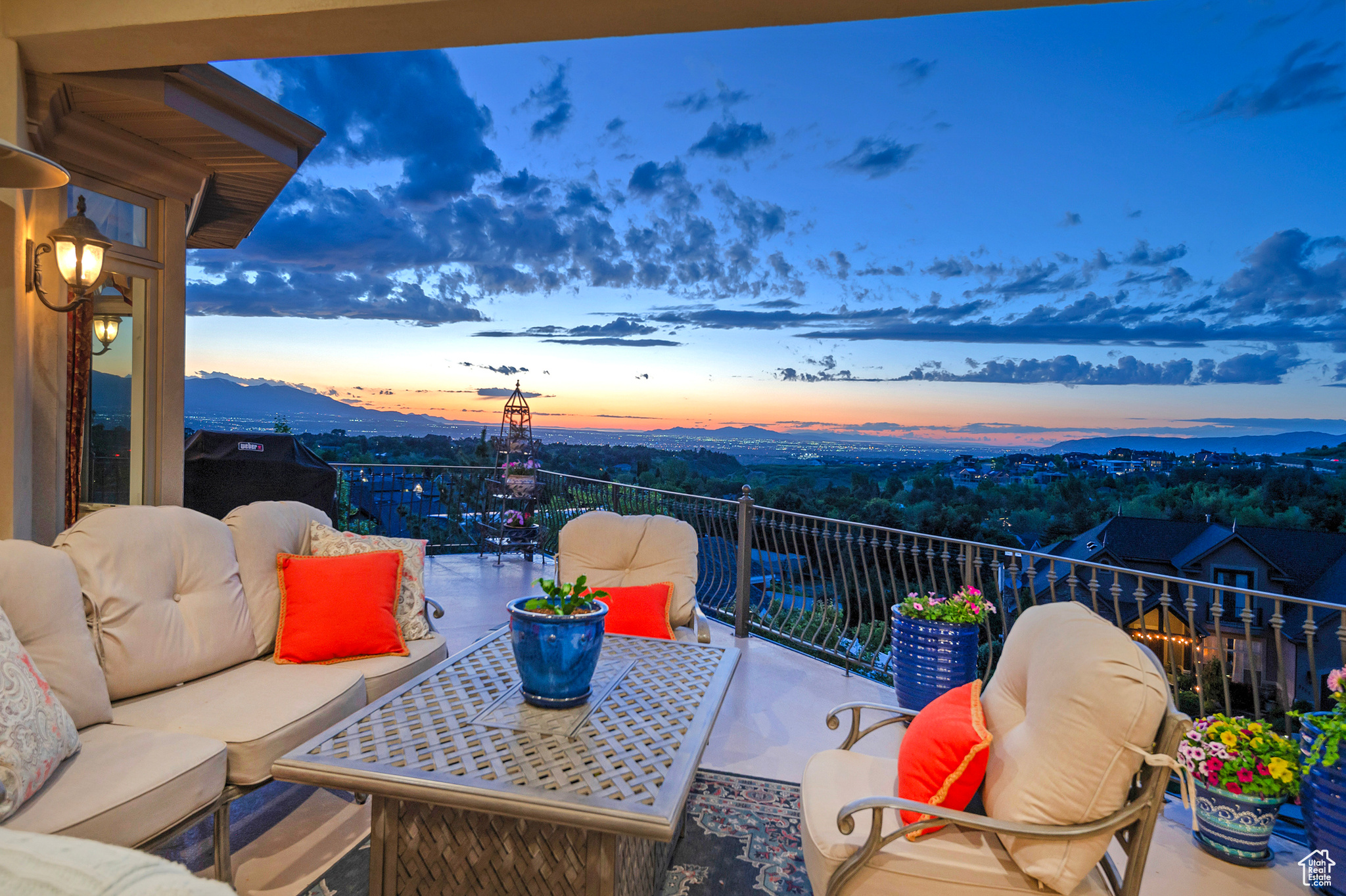 Sandy, Utah 84092, United States, 5 Bedrooms Bedrooms, ,4 BathroomsBathrooms,Residential,Active,136973