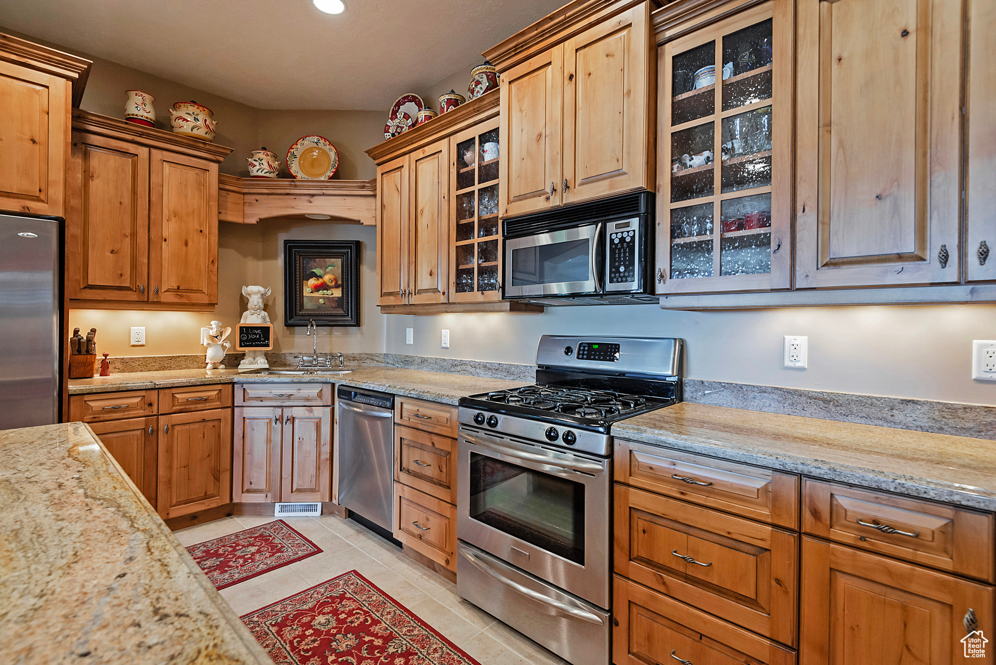 Sandy, Utah 84092, United States, 5 Bedrooms Bedrooms, ,4 BathroomsBathrooms,Residential,Active,136973