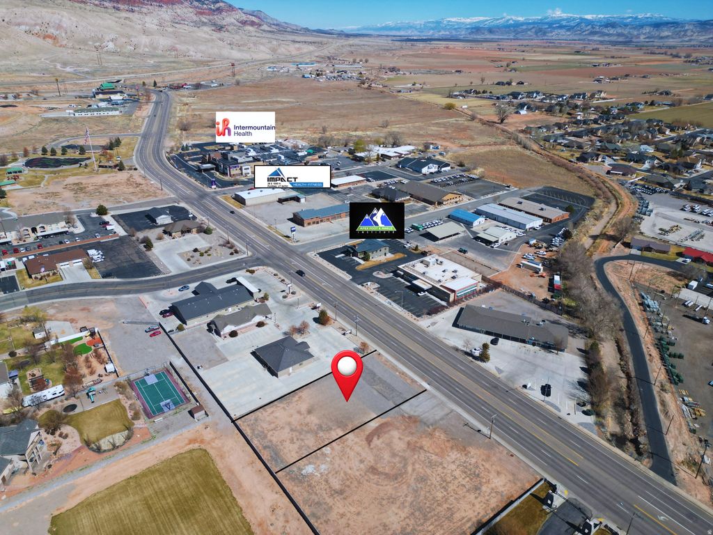Photo of 823 N MAIN ST, Richfield, UT 84701 (MLS # 2141816)