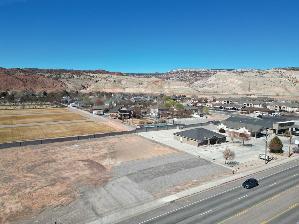 Photo of 823 N MAIN ST, Richfield, UT 84701 (MLS # 2141816)