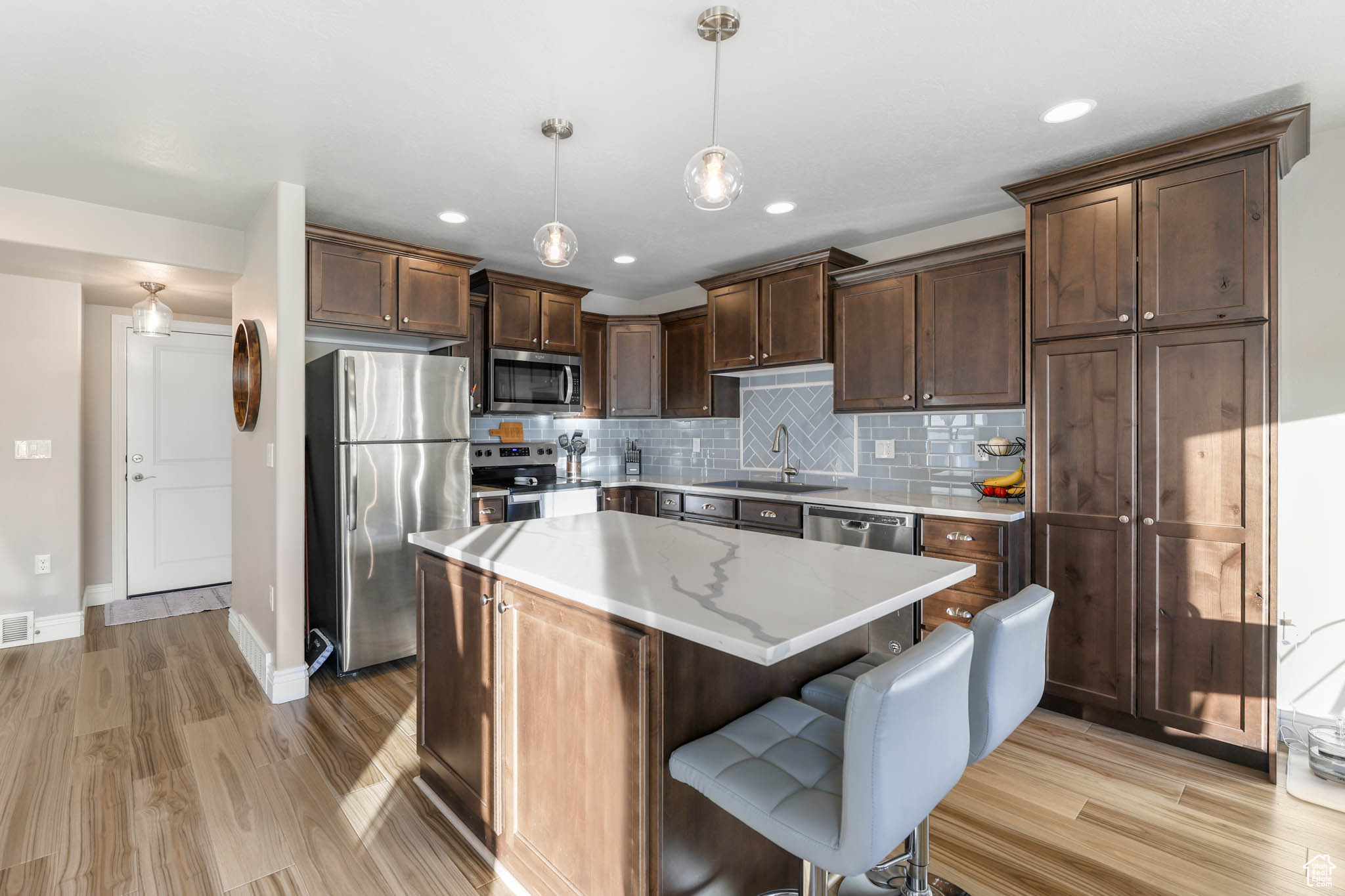 CANYON VILLAGE - Residential
