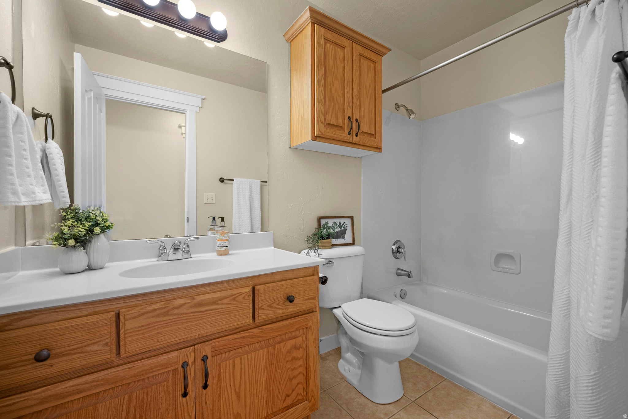 SUNRISE MEADOWS - Residential