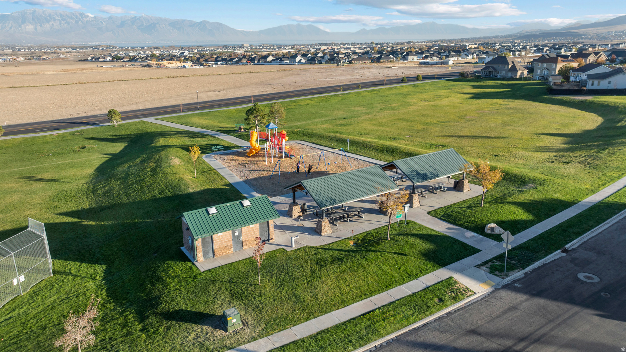 SUNRISE MEADOWS - Residential