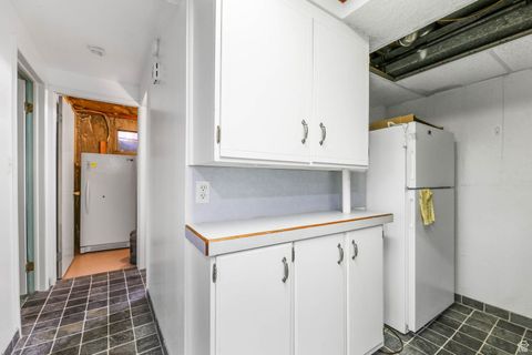 Tiny photo for 1087 ARLINGTON WAY, Bountiful, UT 84010 (MLS # 2119055)