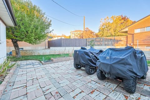 Tiny photo for 1087 ARLINGTON WAY, Bountiful, UT 84010 (MLS # 2119055)