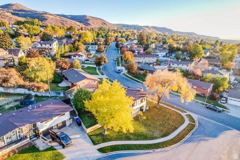 Tiny photo for 1087 ARLINGTON WAY, Bountiful, UT 84010 (MLS # 2119055)