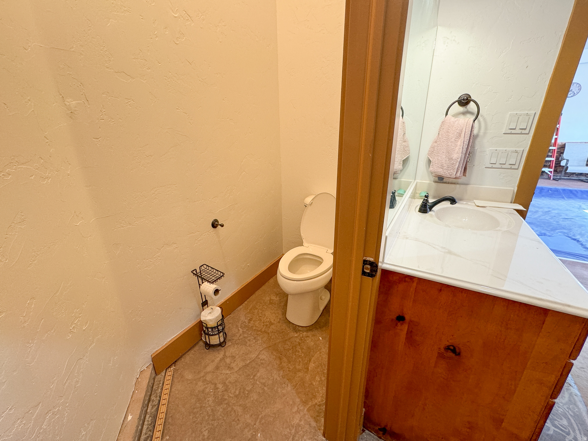 BANDANNA RANCH - Residential