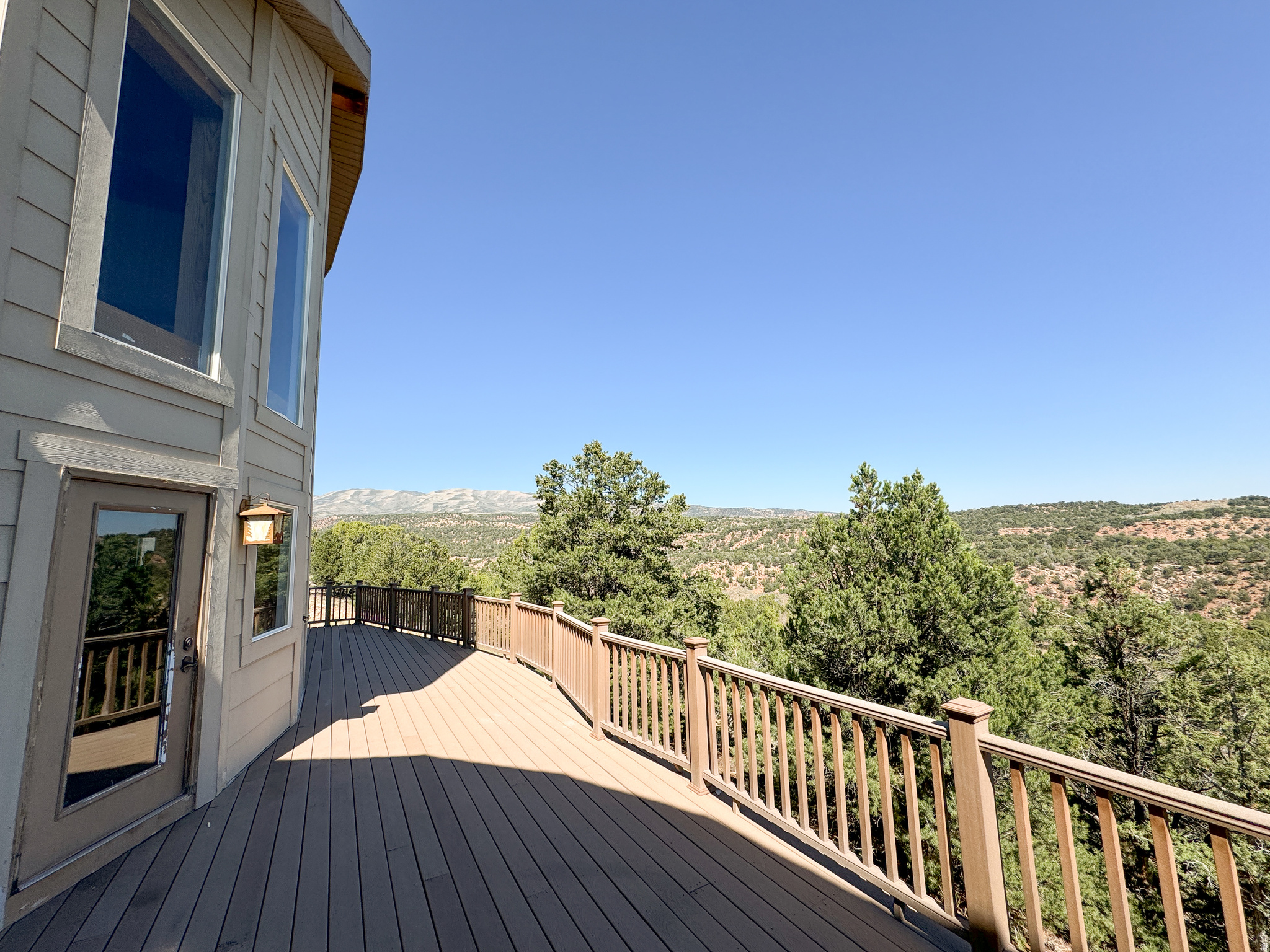 BANDANNA RANCH - Residential