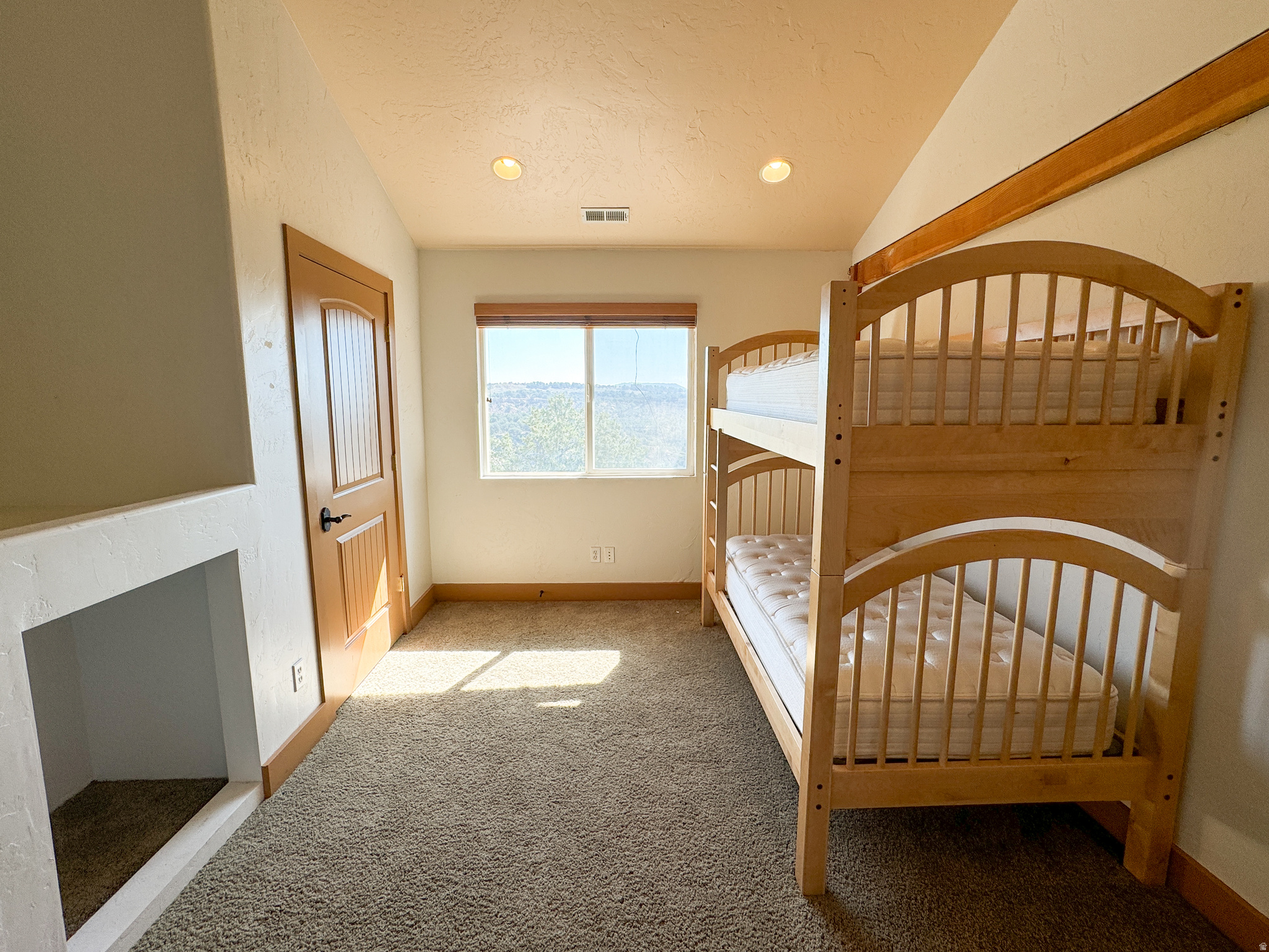 BANDANNA RANCH - Residential