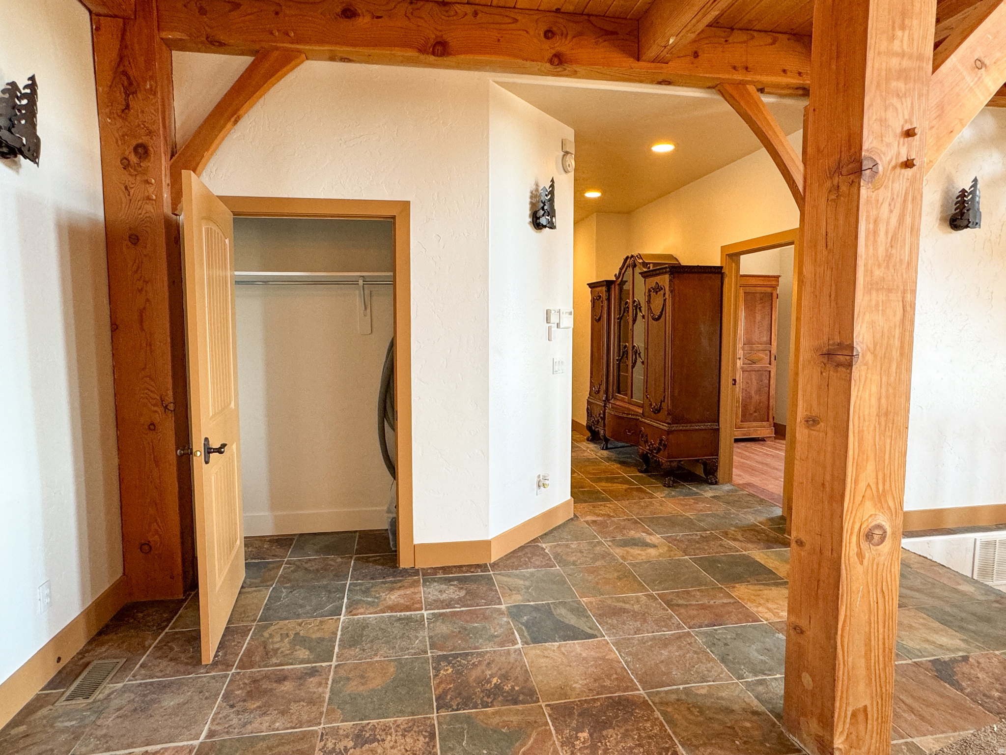 BANDANNA RANCH - Residential