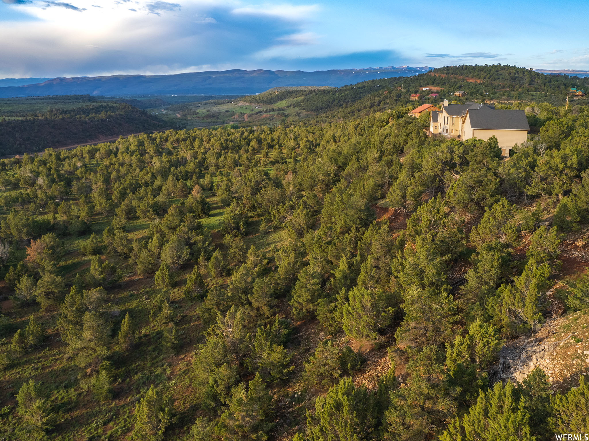 BANDANNA RANCH - Residential