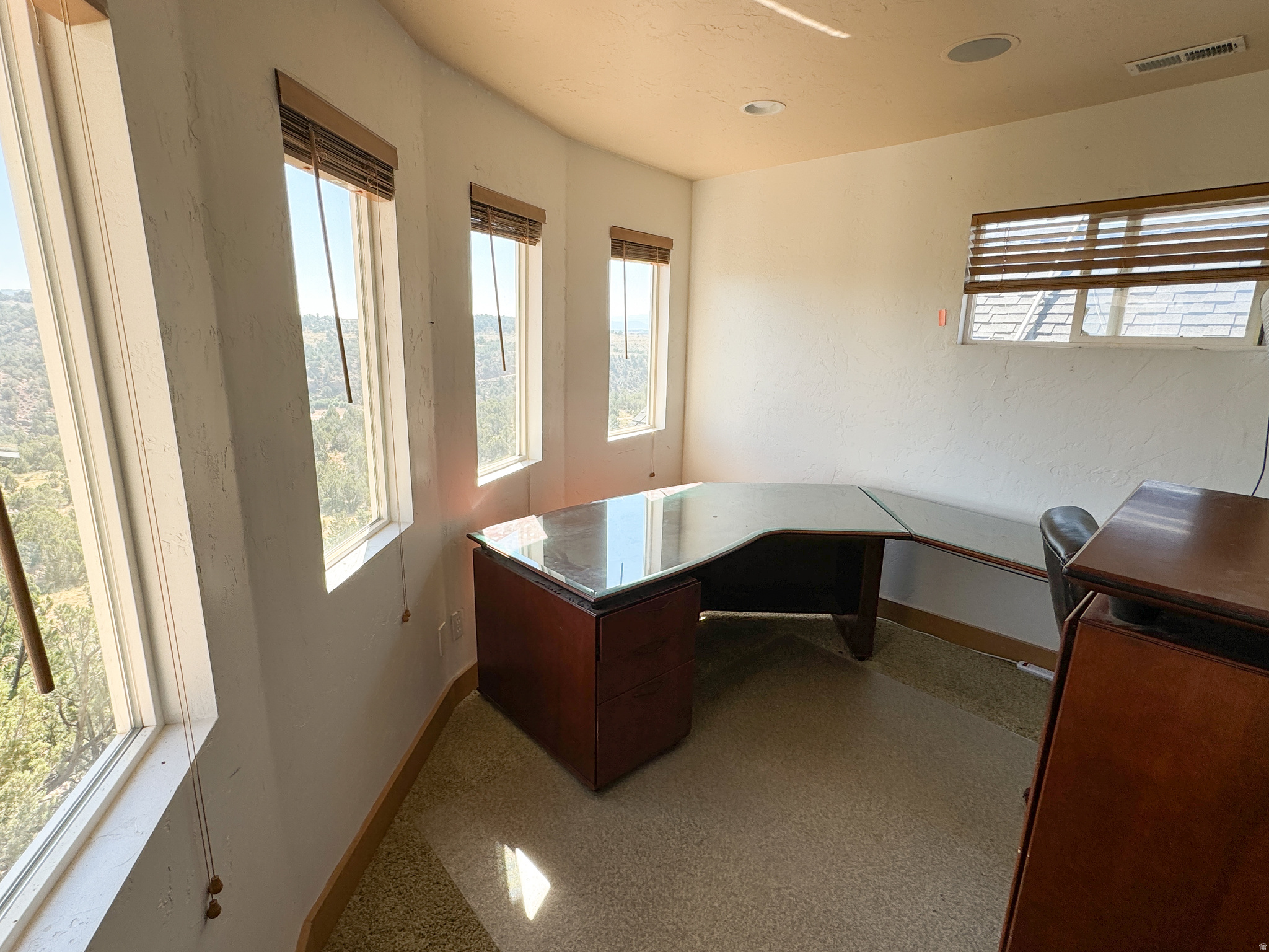 BANDANNA RANCH - Residential