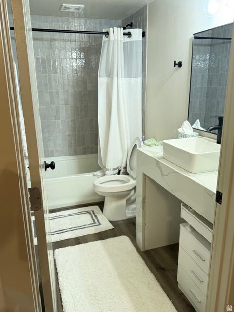 Tiny photo for 1335 E MILNE LN, Cottonwood Heights, UT 84047 (MLS # 2126171)