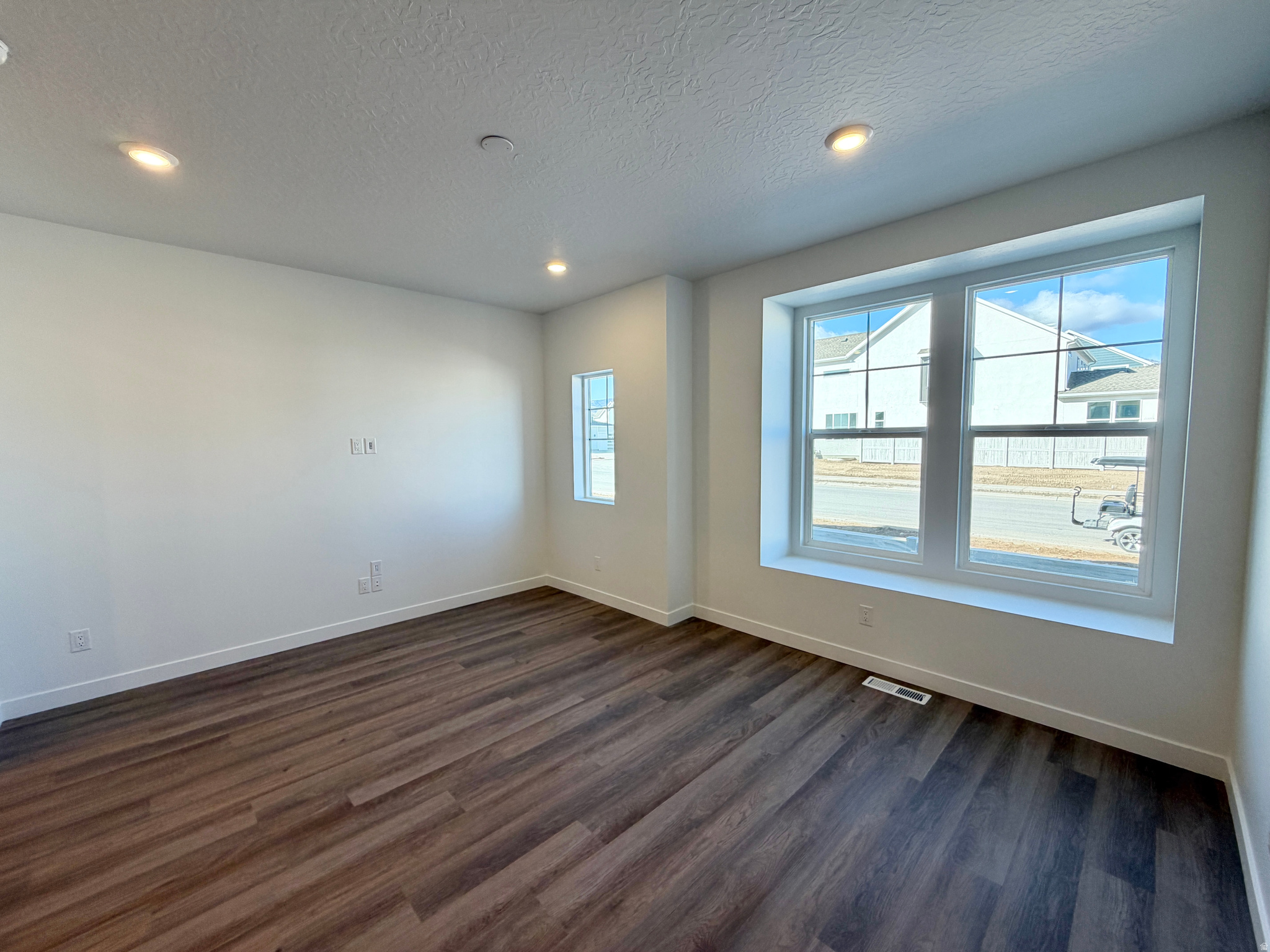 FIREFLY - Residential