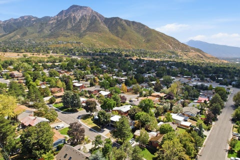 Tiny photo for 2936 E LA JOYA DR S, Holladay, UT 84124 (MLS # 2183574)