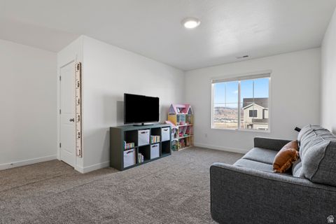 Tiny photo for 1349 S RAINTREE LN, Santaquin, UT 84655 (MLS # 2130837)