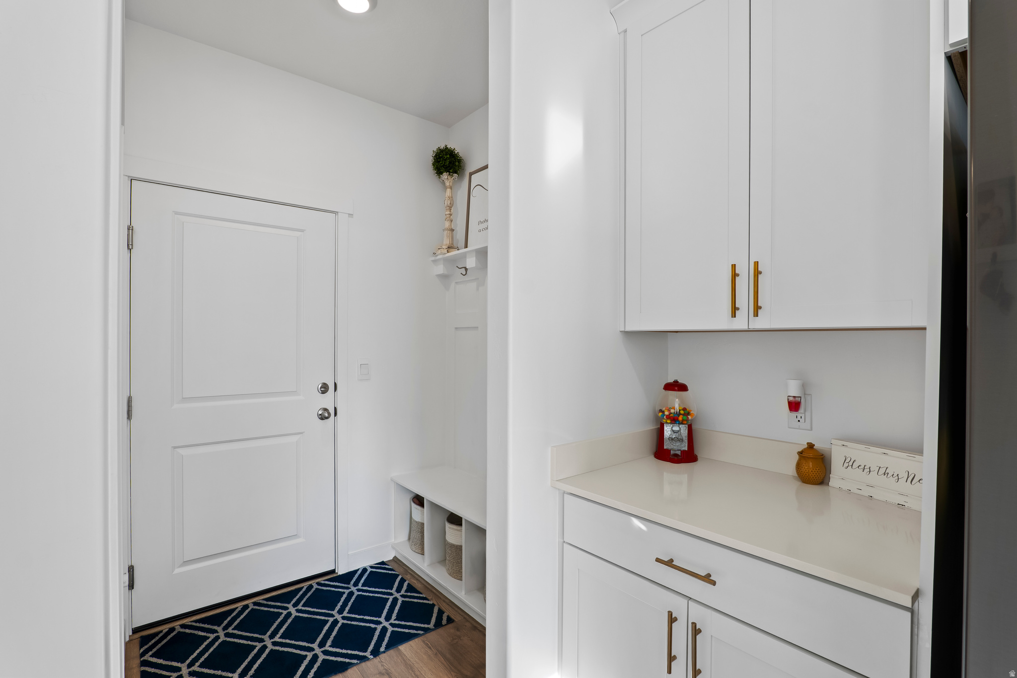 FOOTHILL VILLAGE - Residential