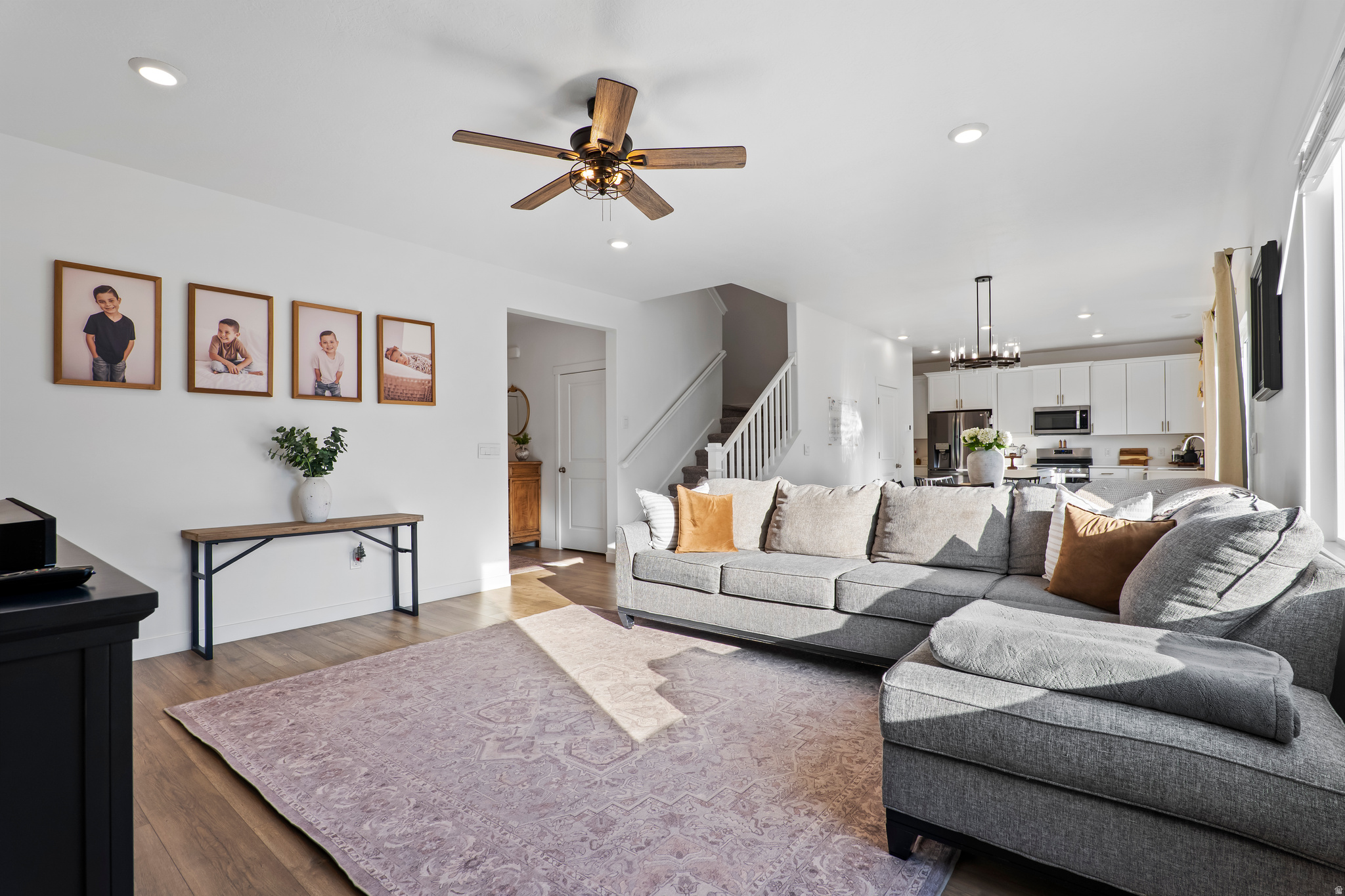 FOOTHILL VILLAGE - Residential