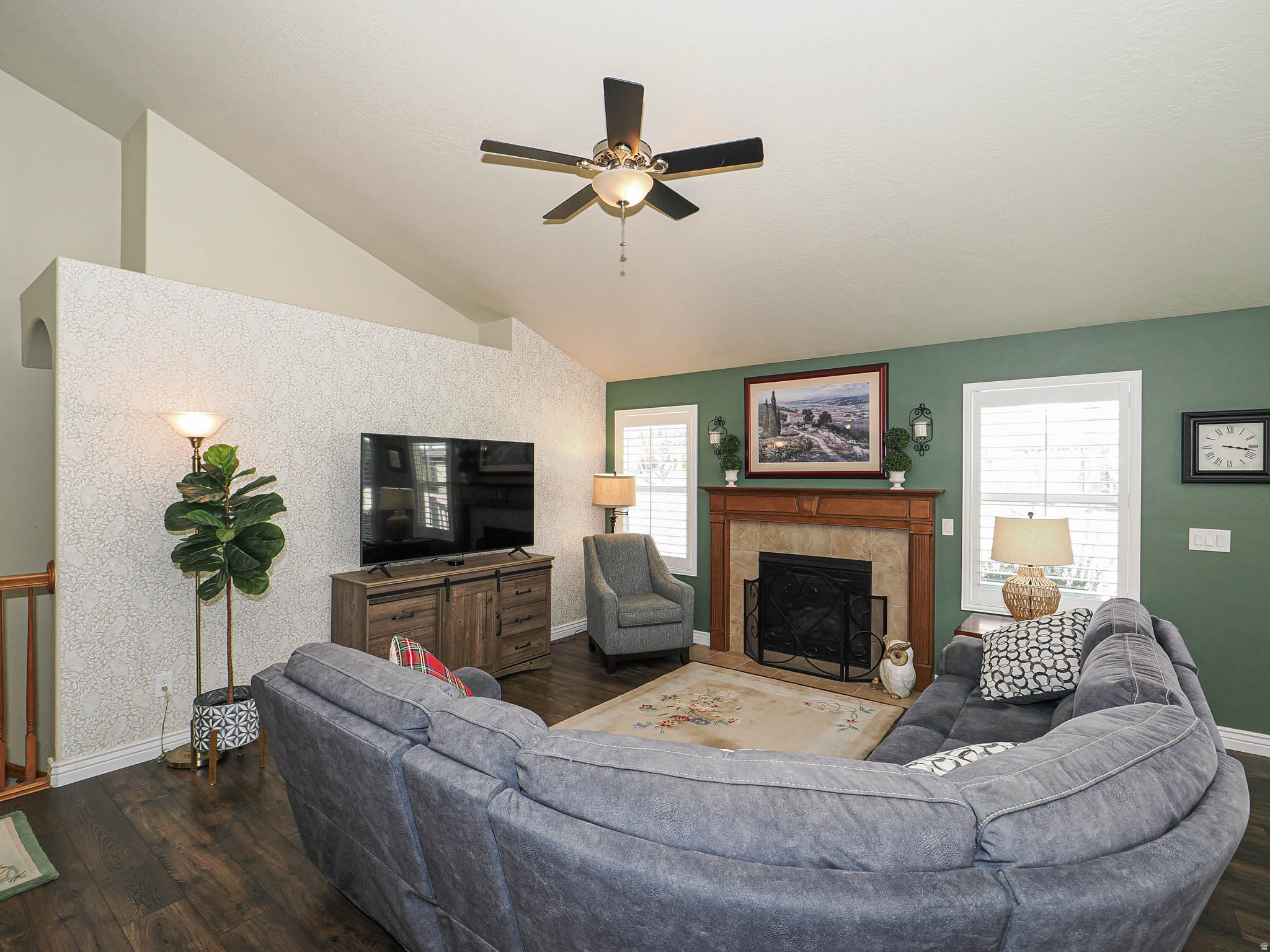 JORDAN HEIGHTS - Residential