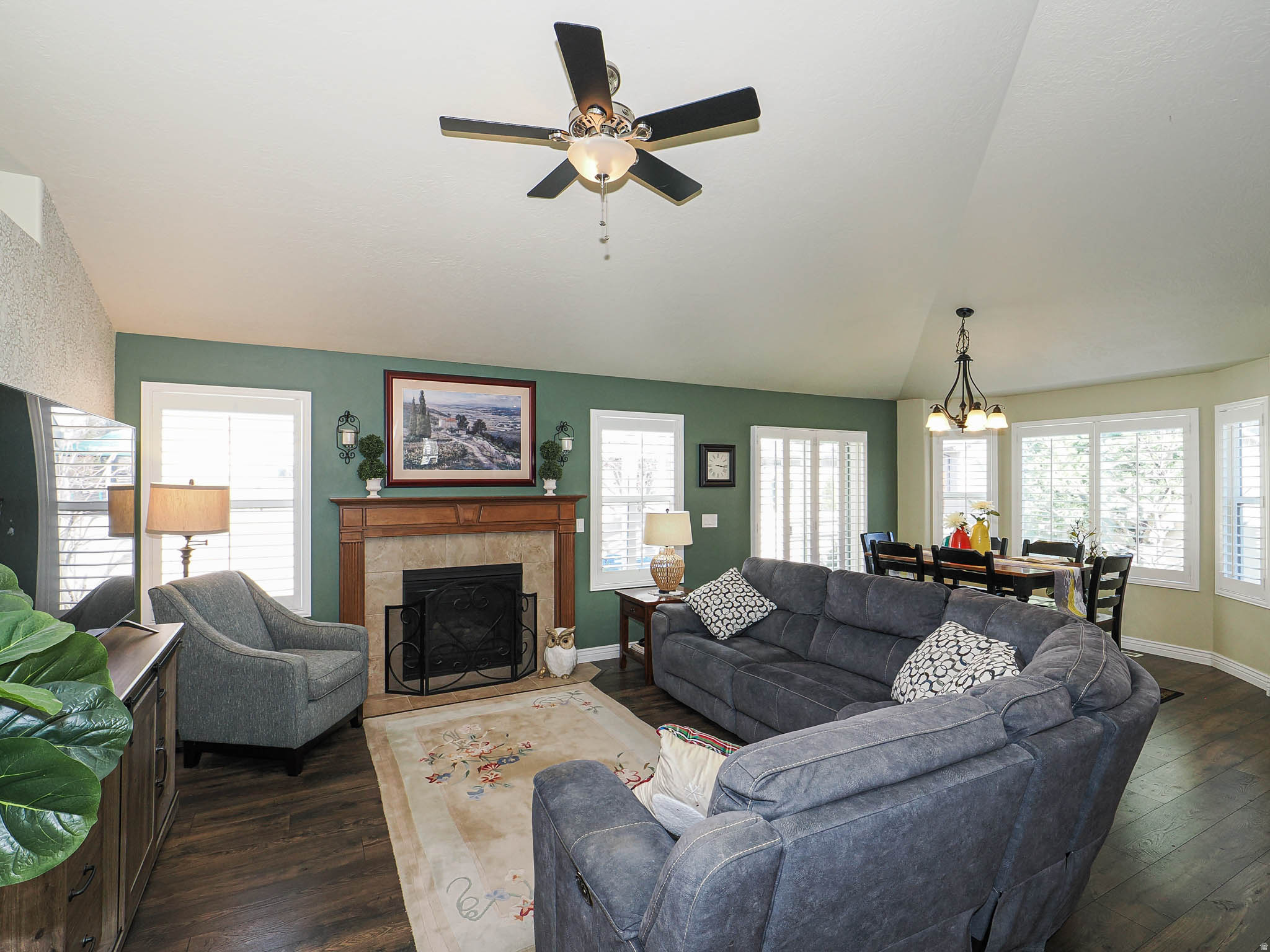 JORDAN HEIGHTS - Residential