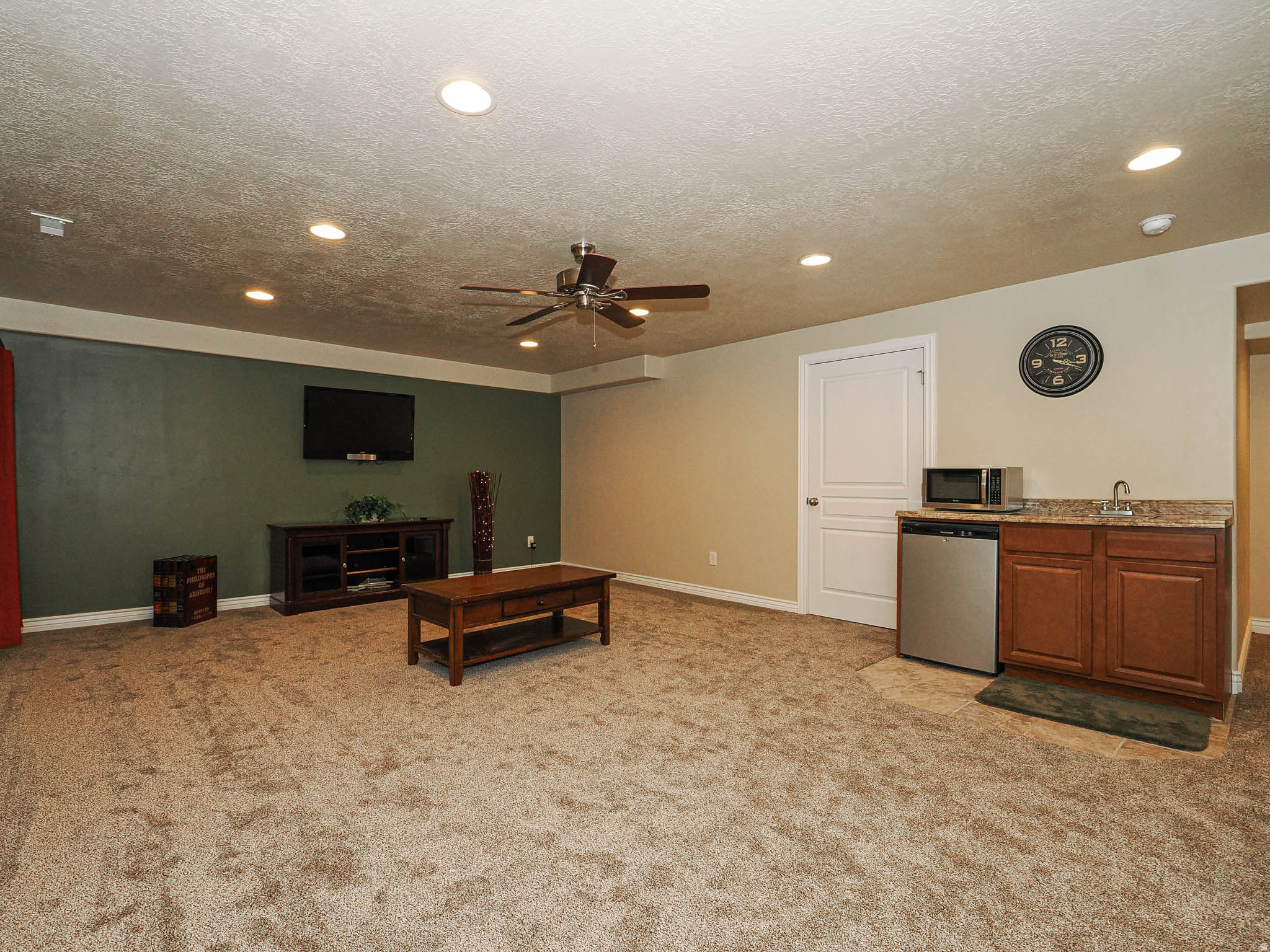 JORDAN HEIGHTS - Residential