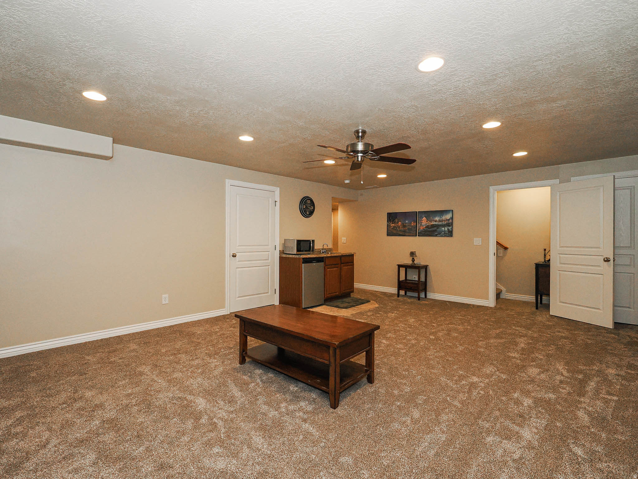 JORDAN HEIGHTS - Residential