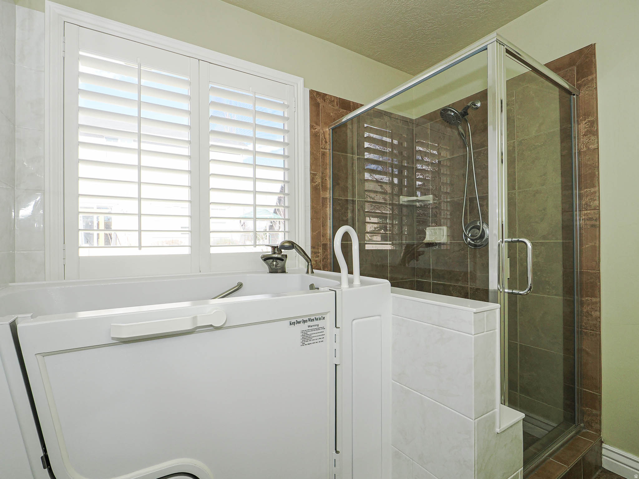 JORDAN HEIGHTS - Residential