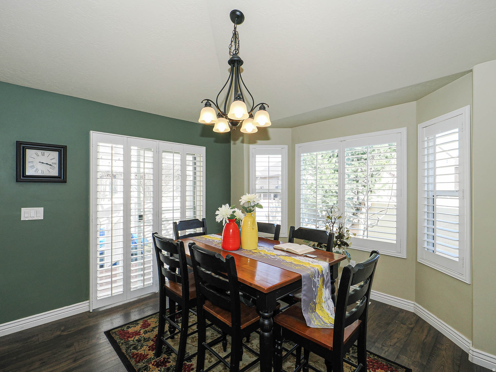 JORDAN HEIGHTS - Residential