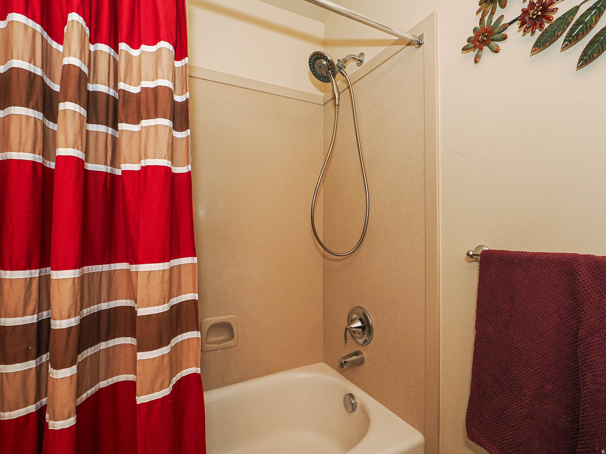 JORDAN HEIGHTS - Residential