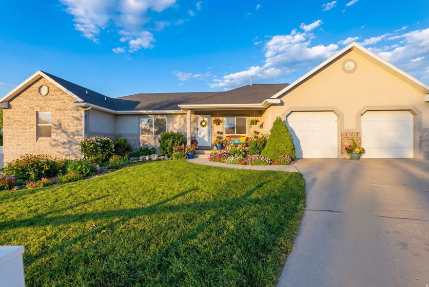 There's no better Valentine's Day gift than your next home! This Payson 8-bedroom All-Star is exactly what you need with space enough for multi-generational living. Some favorites are the private sitting area in the primary bedroom, central vac, and fireplace. Let your imagination run wild with ideas for the expansive fully landscaped and fenced yard. The sellers say "You're Welcome" for the new carpet, fresh paint, spacious walk-in closets, fruit trees (peach, apple, apricot) serviced furnaces, and more. This location is fab with its proximity to the freeway, rec center, high school, grocery store, and walking/hiking/biking trails. Three basement bedrooms have included armoires giving you more space for flexibility to use those as you wish (office, playroom, gym, etc.) Square footage is provided as a courtesy estimate only. Buyer is advised to obtain own measurement. Please be prepared to remove your shoes. Thank you...and welcome home! ((OPEN HOUSE ON 2/21))